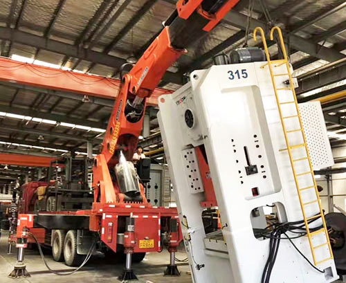 潍城提升工作效率，选择优质折臂吊租赁服务