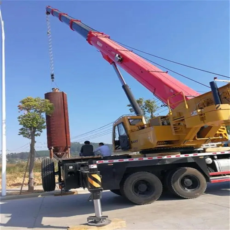 潍城专业吊车租赁多少钱