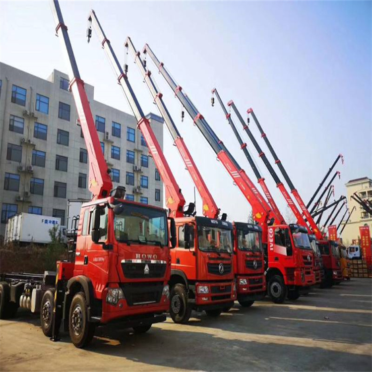 潍城租专业吊车电话