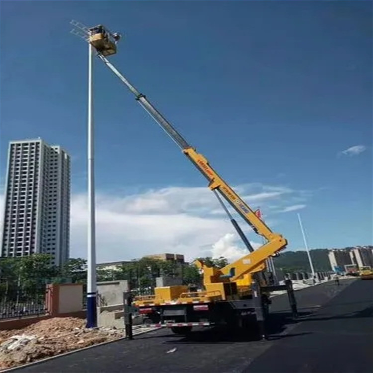 潍城维修路灯的曲臂升降车出租