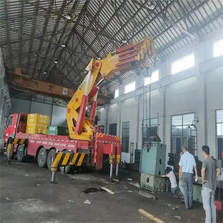 潍城速查！附近自卸吊车租赁电话及租赁全攻略