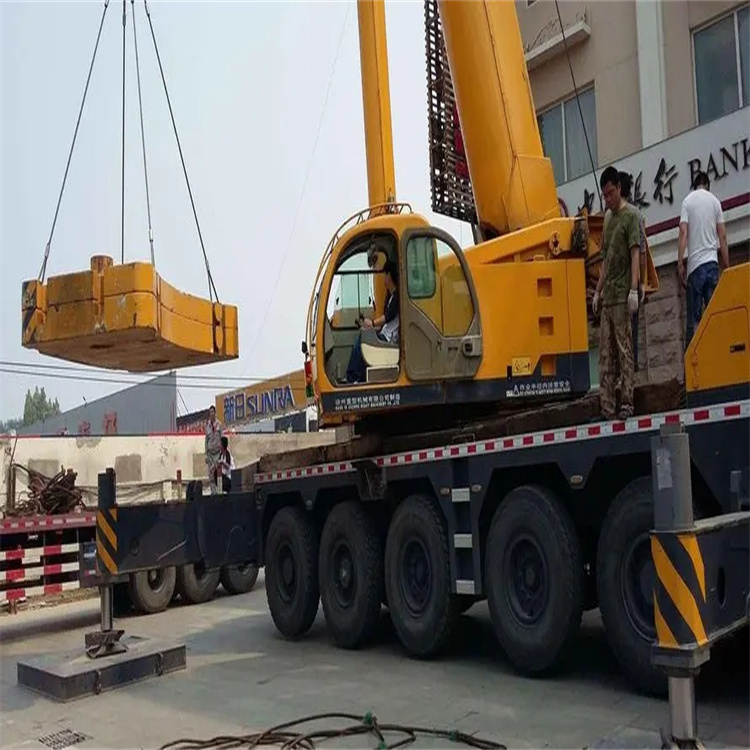 潍城当地吊车出租|机器吊装|75吨|工厂搬迁服务