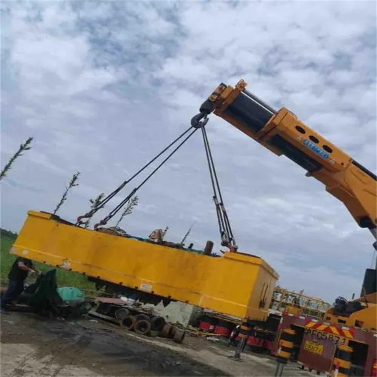 潍城随车吊吊集装箱怎么吊