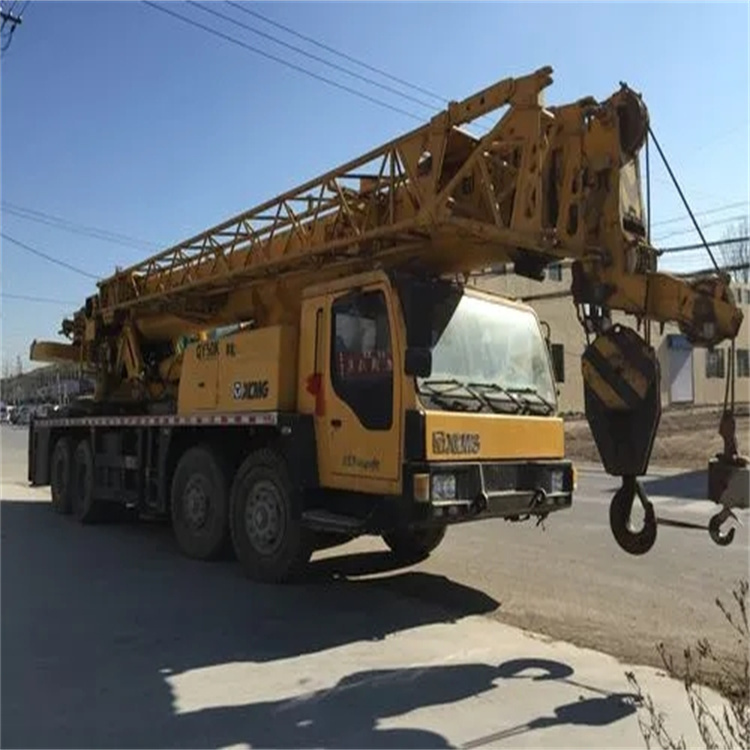 潍城哪里有专业吊车出租